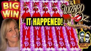 FULL SCREEN ALERT!?BIG WIN! THE WIZARD OF OZ MUNCHKINLAND SLOT! SHANNON GETS THE WITCH!