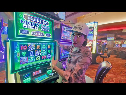 I Played A Frankenstein Slot Machine In Las Vegas!