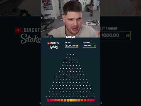 PLAYING ON PLINKO #stake #trending #quickoriginals #casino #gambling #crypto #slots